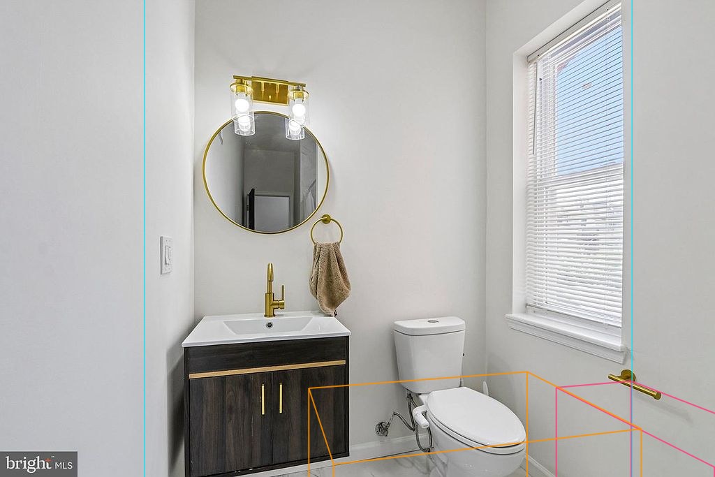 Photo 28 — Powder room with the plan's walls, windows and furniture projected through the fitted camera