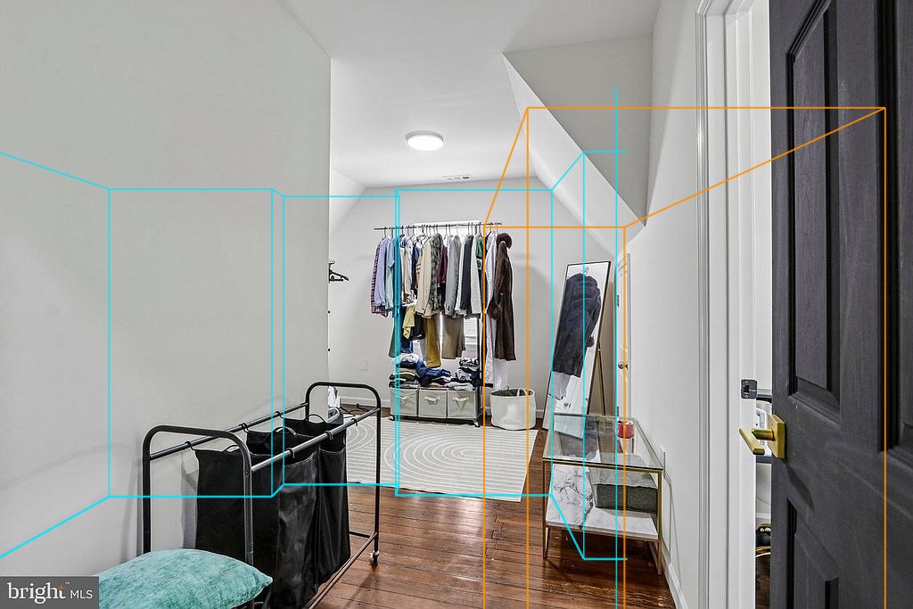 Photo 37 — Floor 3 rear dressing room with the plan's walls, windows and furniture projected through the fitted camera
